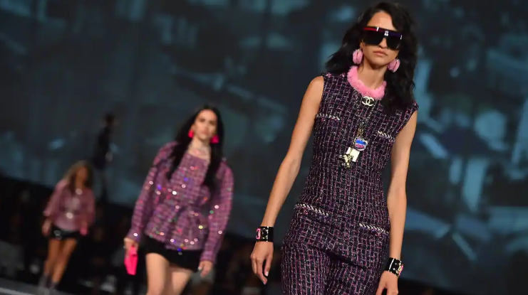 FASHION SHOW WORLD NEWS NAYAUJALA
