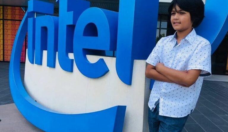 Kairan Quazi clicked @intel nayaujala