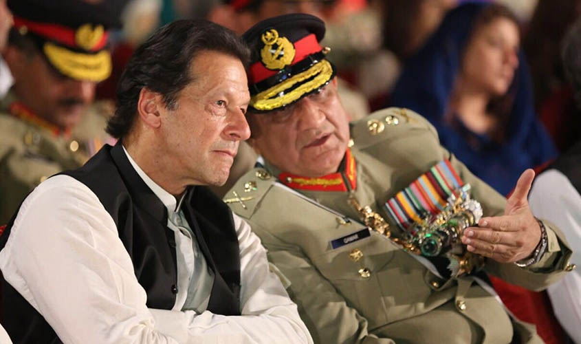 IMRAN ARMY CHIEF KHAN BAJWA PM