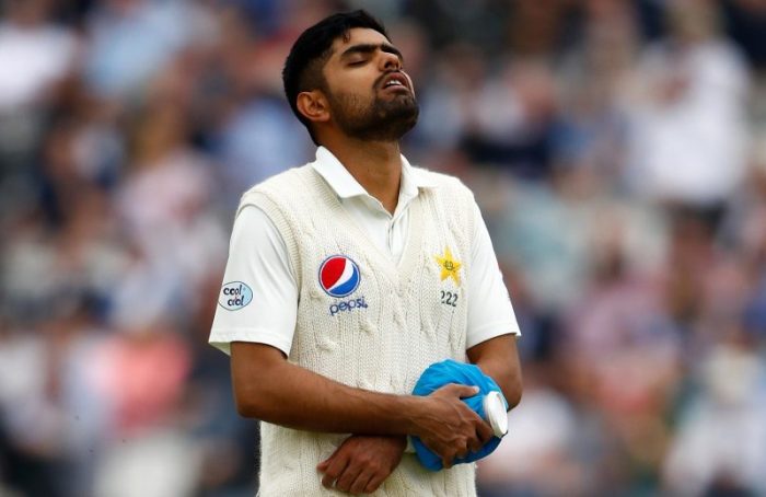 BABAR AZAM INJURED PAK TEST PLAYER e1609596223299