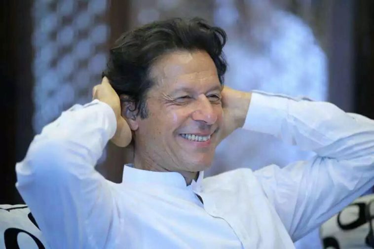 imran khan laughing