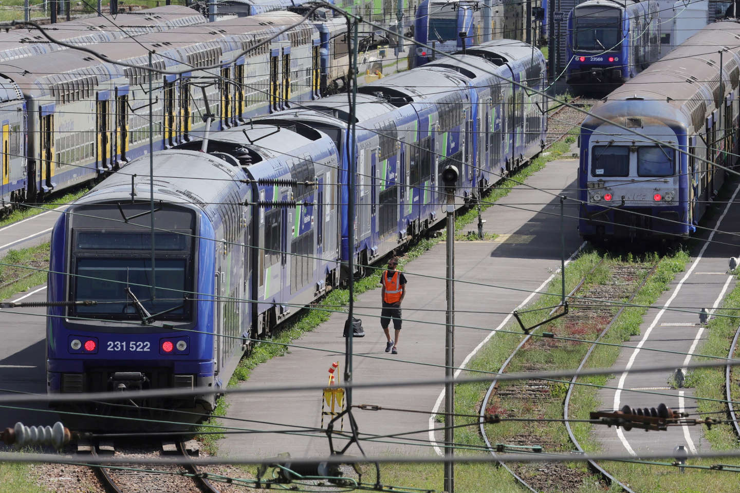 FRANCE TRAIN OPERATION TO LIMIT