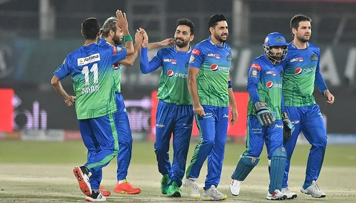 MULTAN SULTANS IN FINAL PSL 8 NAYAUJALA