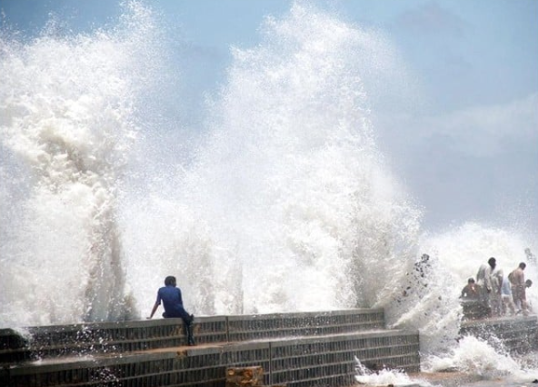 FILE PHOTO OF SEA STORM