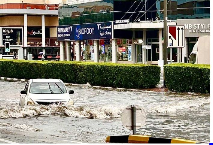 UAE RAIN AND FLOOD