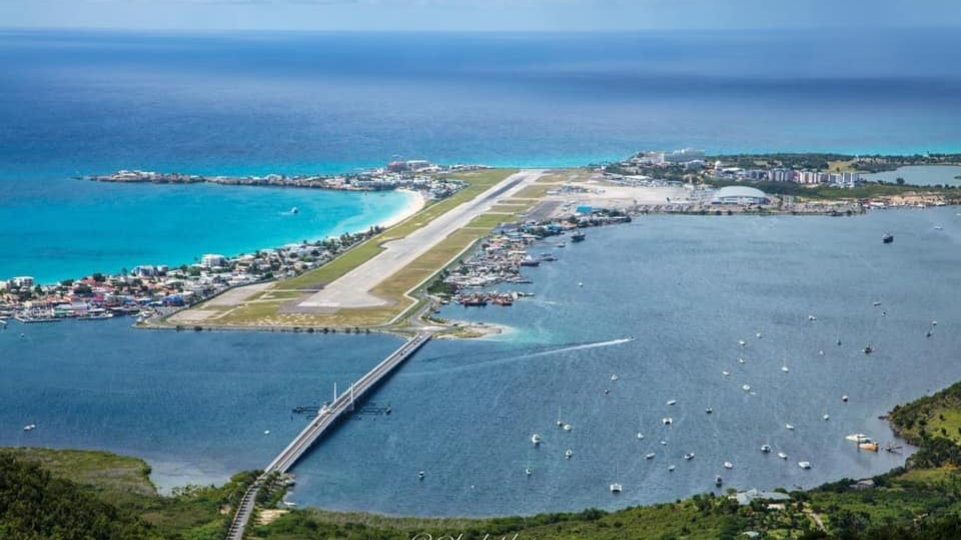 princess juliana airport